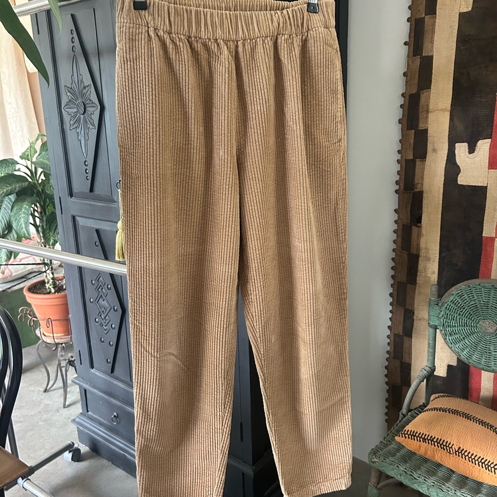 Pomandere Women's Tan Corduroy Trousers Like New Size US 4 / EU 34
